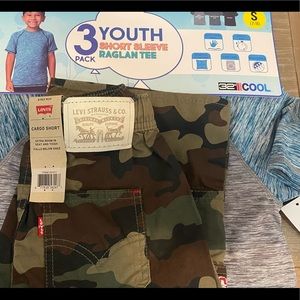 Set brand Levis’s cargo shirt and 3 pack youth short sleeve raglan tee, size 7/8